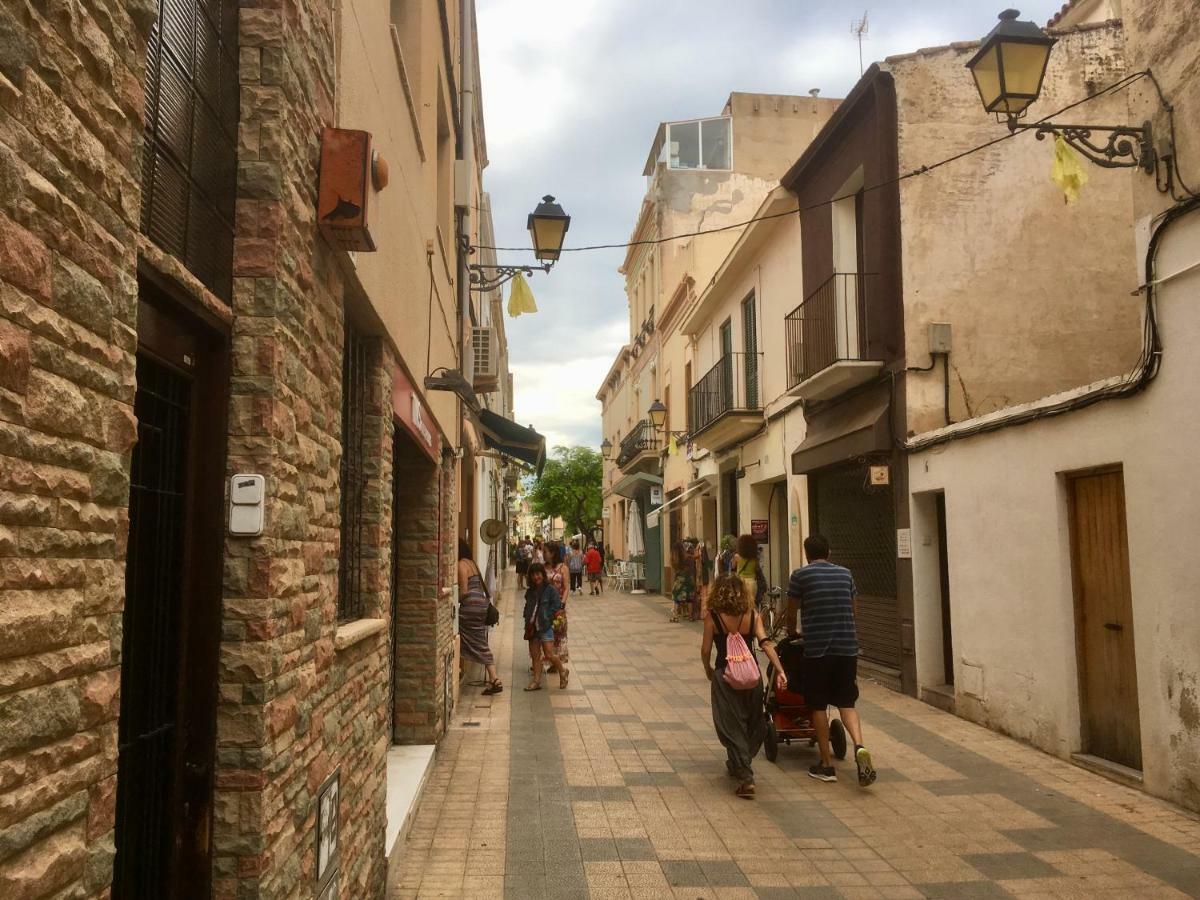 Apartament Cal Negre ビラサル・ダ・マル エクステリア 写真